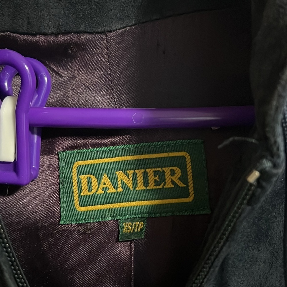 Vintage Danier Suede Navy Blue Jacket - Picture 2 of 14